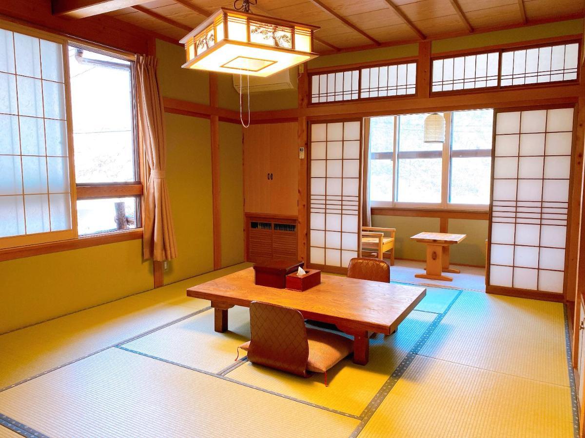 Hakuunsou Hotel Takayama  Exterior photo